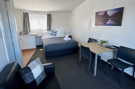 1-Bedroom Unit – Large